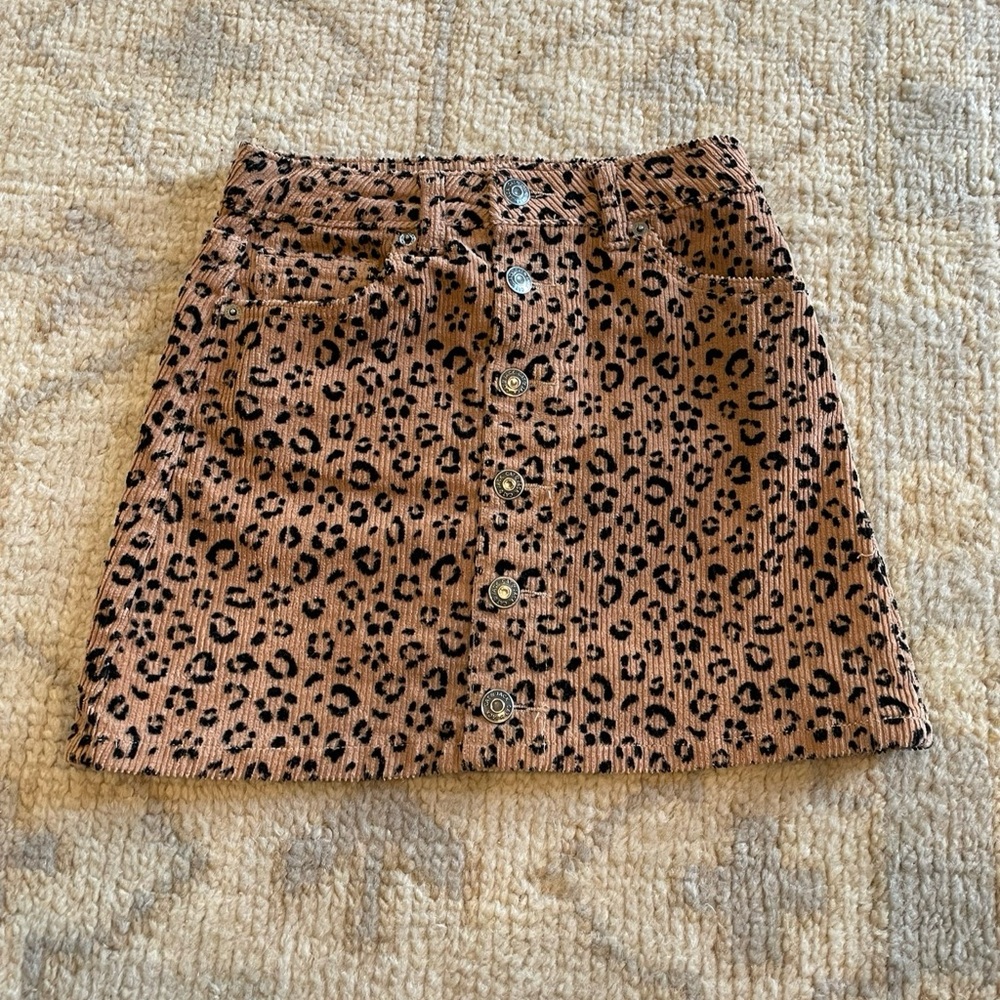 Girls Leopard Print Skirt, size Medium